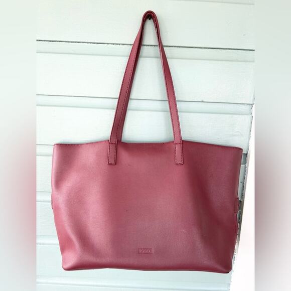 Away the latitude tote in ruby maroon wine burgundy leather travel bag carry on - Picture 1 of 14